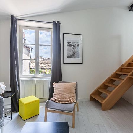 Guestready - Mezzanine Apartment - Grosse Cloche Bordeaux Exterior photo